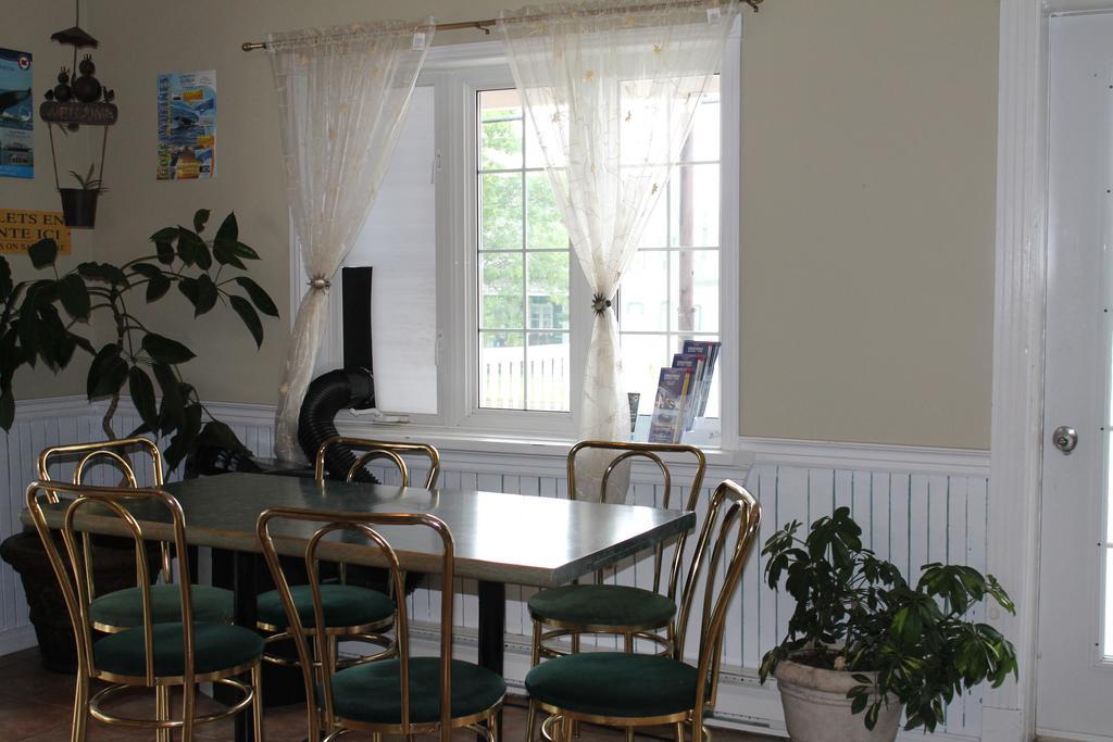Auberge Chez Caro Sacre-Coeur Eksteriør bilde